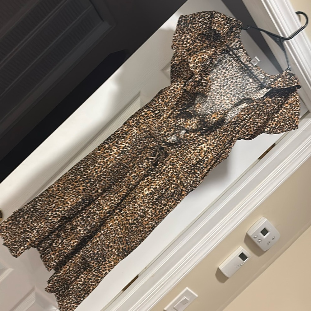 Old Navy cheetah print dress XL , NWT , black & brown, smoke free home.